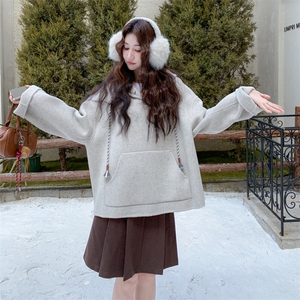 慵懒风套头连帽超好看卫衣女2025年冬季新款韩版减龄显瘦呢子大衣图片