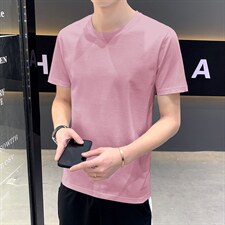 粉红色