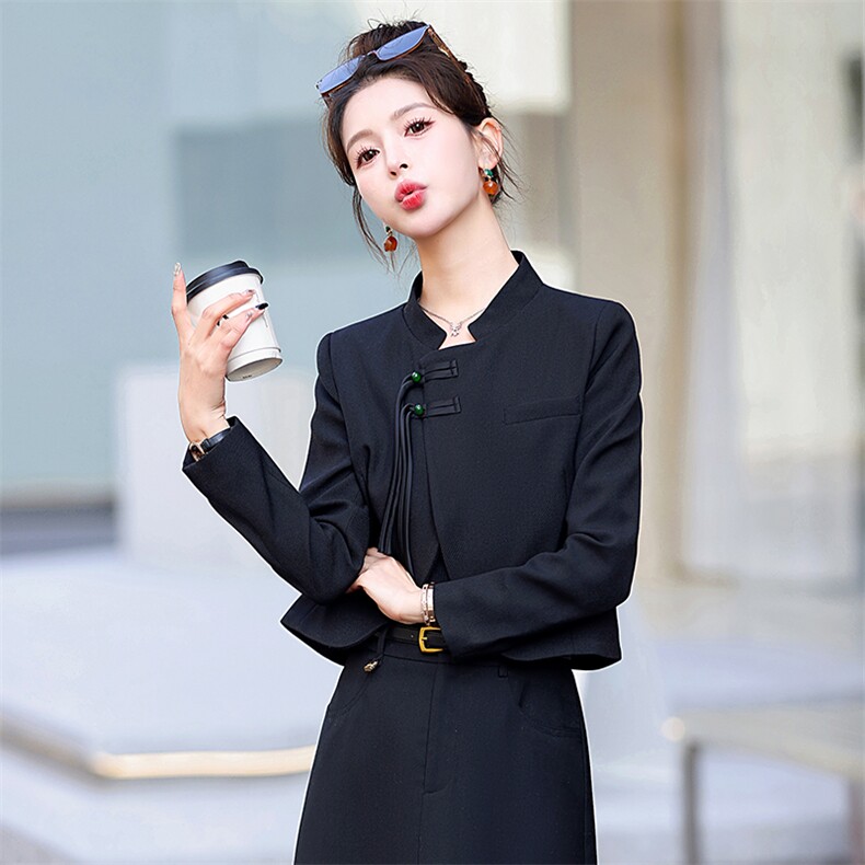 新中式国风西装外套女春装2025新款超火爆款小个子高级感唐装短款,女装短外套,姿衣坊