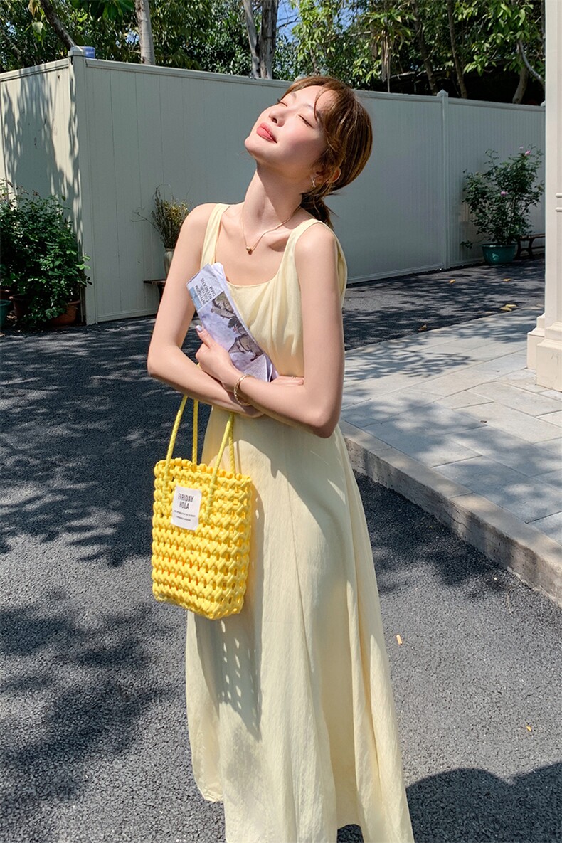 法式方领吊带连衣裙女夏季2025新款气质裙子正式场合高级感长裙潮,女装连衣裙,红龙果