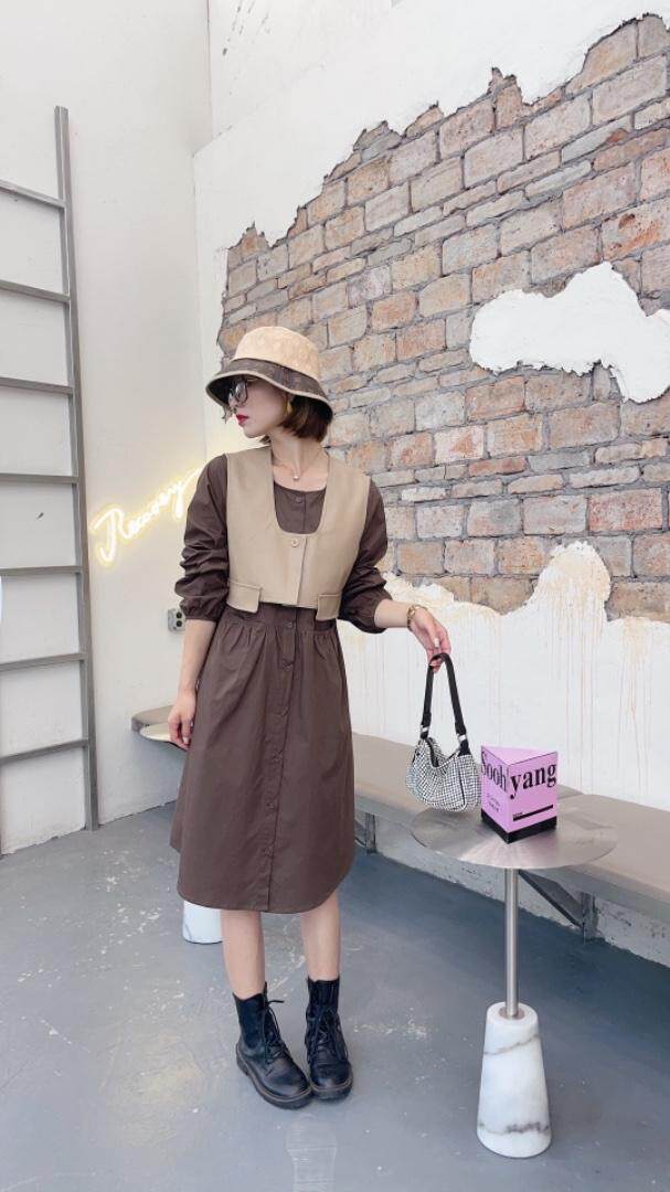 秋装韩版欧式皮马甲两件套，女装马夹，贻思茗