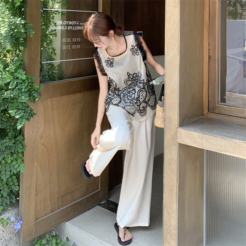 2025夏季法式高级感蕾丝刺绣背心套装女宽松休闲阔腿裤淡人两件套图片