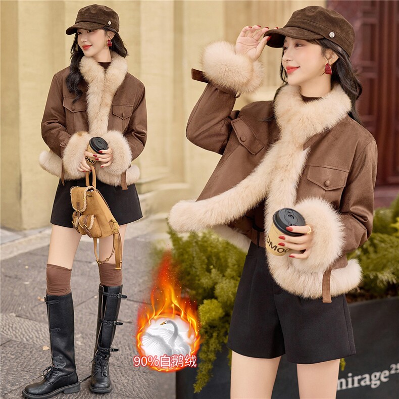 现货<鹅绒服>2025年冬季高端皮草狐狸毛加厚保暖韩版短款外套，女装皮草，众宇琦