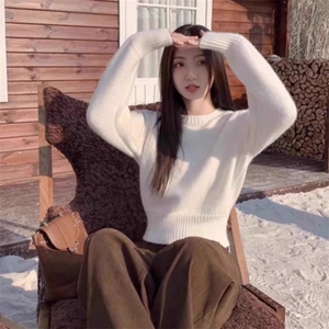 秋冬显瘦毛衣女宽松休闲打底针织圆领羊绒衫上衣图片