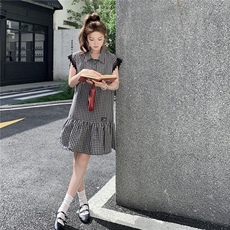 法式复古蕾丝拼接飞袖格子翻领简约休闲连衣裙女2025夏季新款裙子，女装连衣裙，2C273