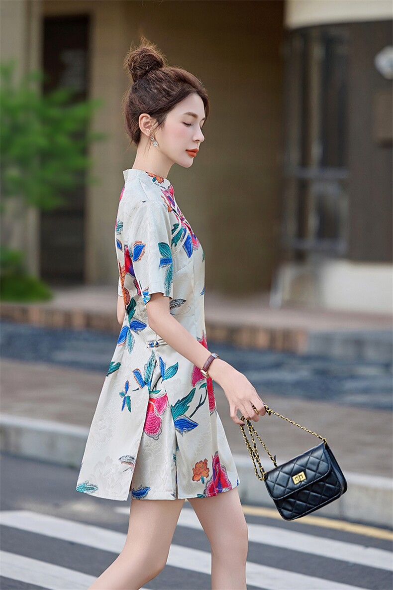 正品女装官方夏2025夏季新款女设计感小众新中式国风盘扣上衣,女装套装/套裙,芷墨服饰