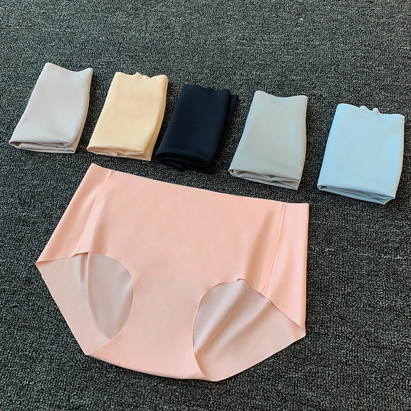 No-marks-one-piece low waist triangular trousers elastic tight fit and comfortable running sports fitness yoga underpants woman