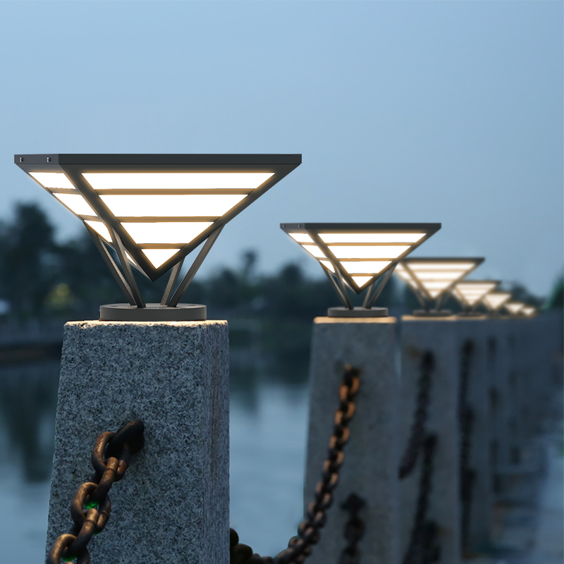 Solar oversized head lamp Outdoor waterproof wall lamp gate column lamp house wall headlights Garden Villa Courtyard Lamp