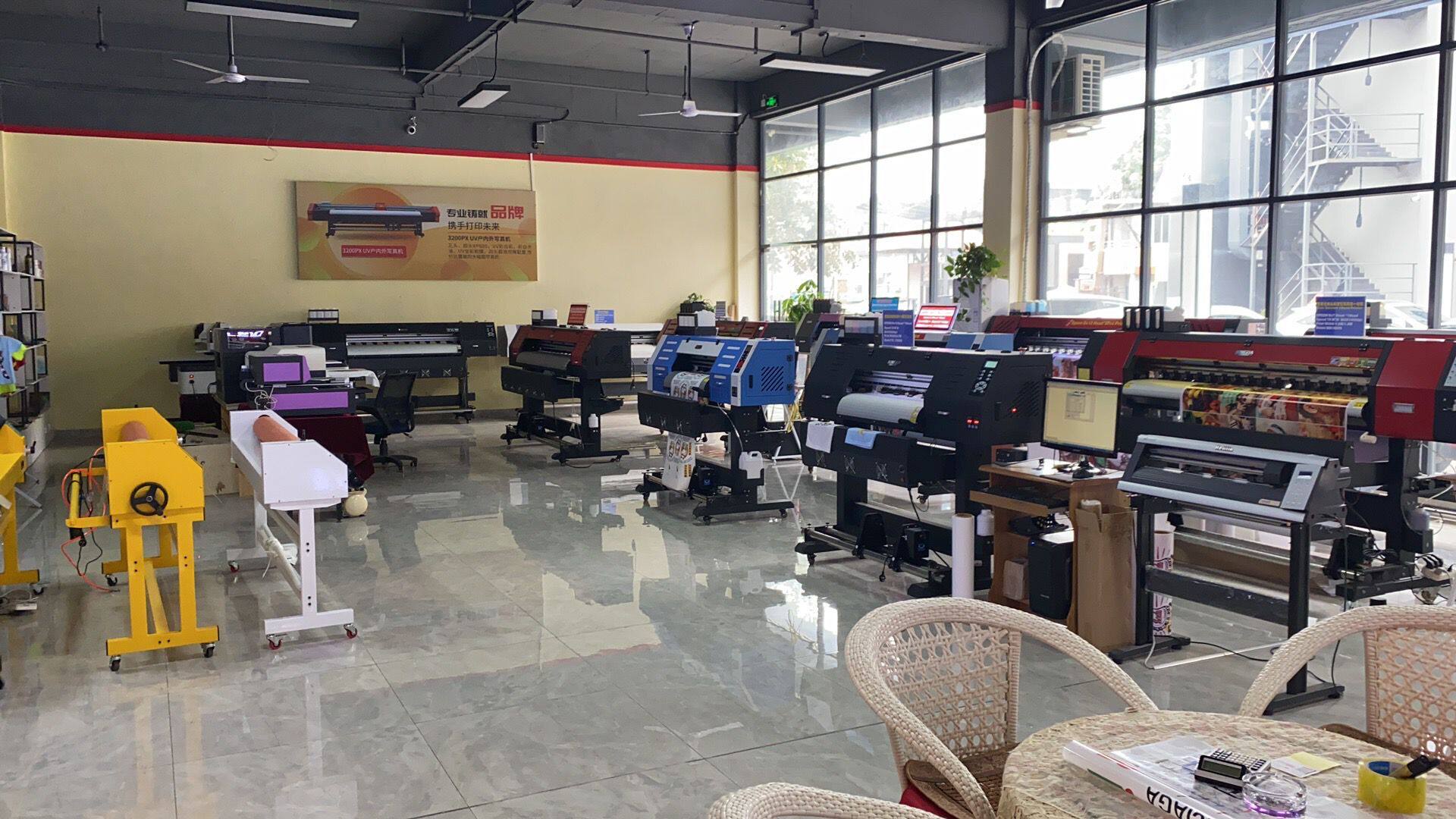 Фото машины pet打印机 白墨打印机 热转印打印机 pu打印机  柯式烫画打印机 Mingda