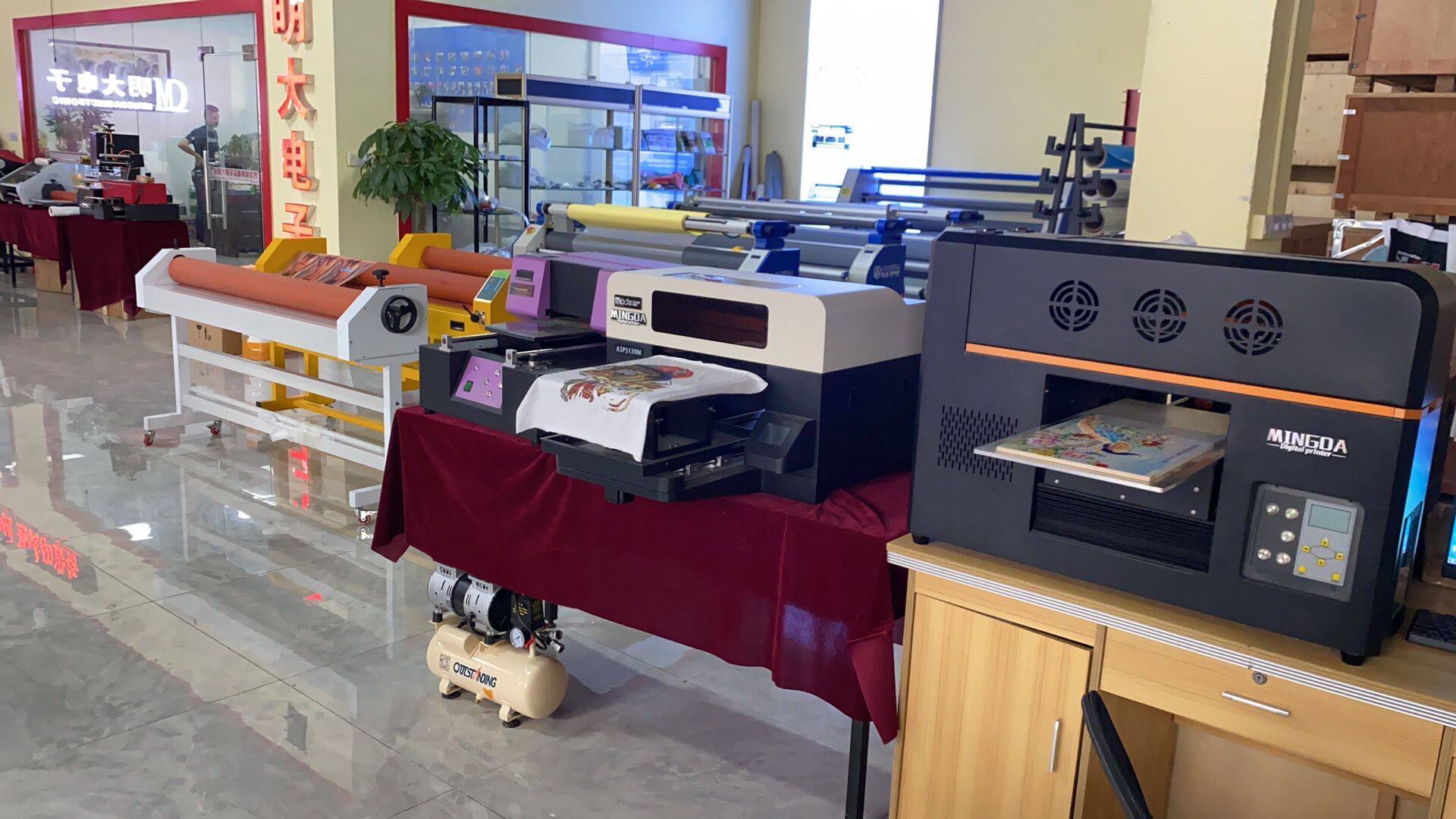 Фото машины pet打印机 白墨打印机 热转印打印机 pu打印机  柯式烫画打印机 Mingda