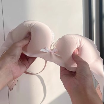 Sweet little breasts and sweet girl burst into tears! one-piece traceless underwear for women with small breasts gathered together to make them look big without steel ring lace bra