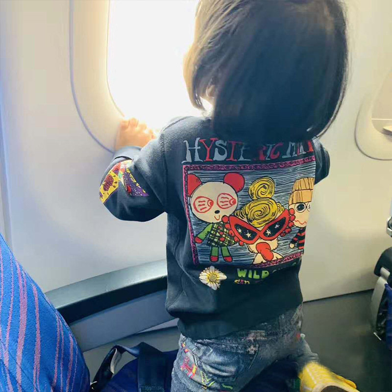 22 spring and autumn new Japanese trendy brand graffiti pacifier angel wings plus velvet children's parent-child pullover round neck sweater