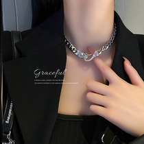 Small Fragrance Necklace Serpentine Lock Bone Advanced Sensation Retro Men Trends Small Crowdminimalist About 100 Hitch Fashion High Quality Inlaid Drill