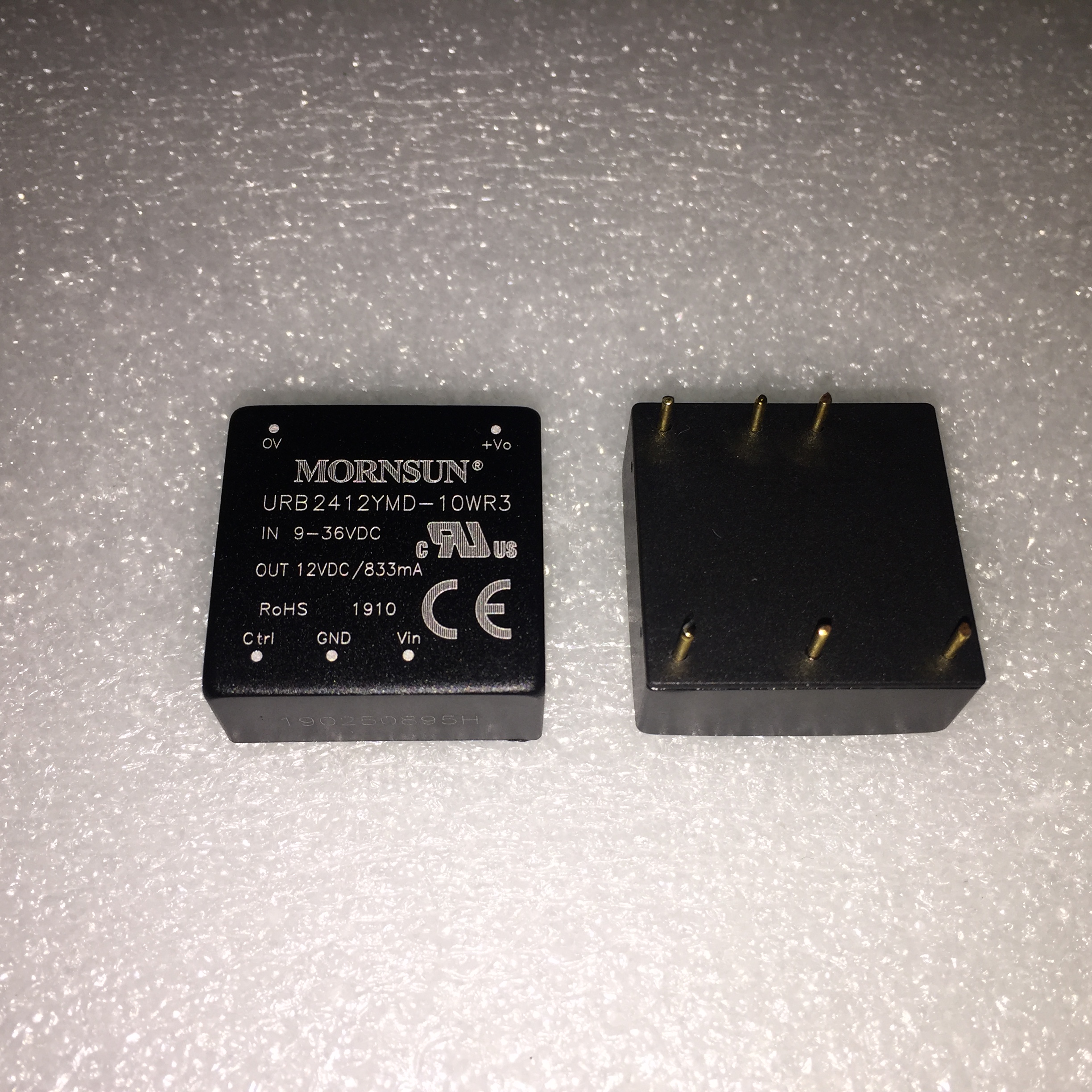 URB2412YMD-10WR3 Jin Shengyang DC-DC power module 9-36V to 12V833mA original direct shooting