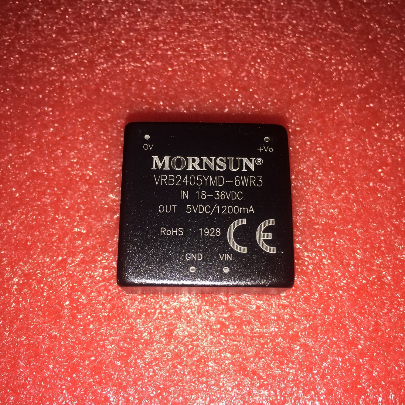 VRB2405YMD-6WR3 Jinshengyang DC-DC Jinshengyang power supply module 18-36V to 5V1 2A can be shot