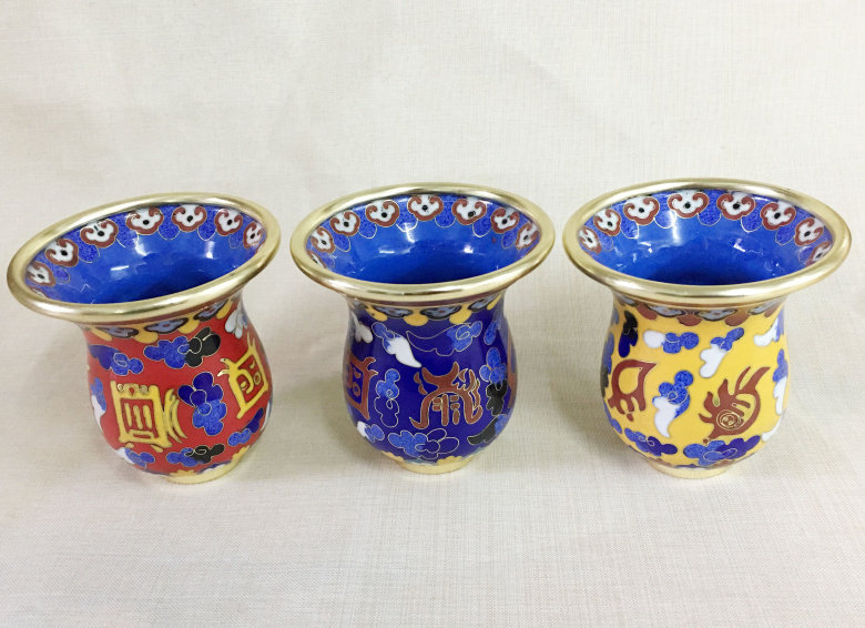 Taoist dharma Bagua hat Long coat Flame mouth pot cup Incense burner Copper Cloisonne Wuyue true shape map Water rice Ob water purification Cup