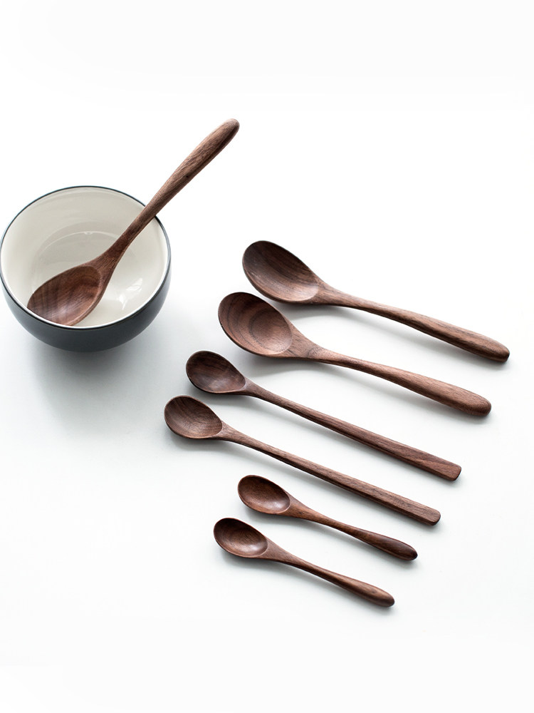 Black walnut wooden spoon Log spoon Household dining wooden long handle spoon Creative Japanese wooden mixing spoon