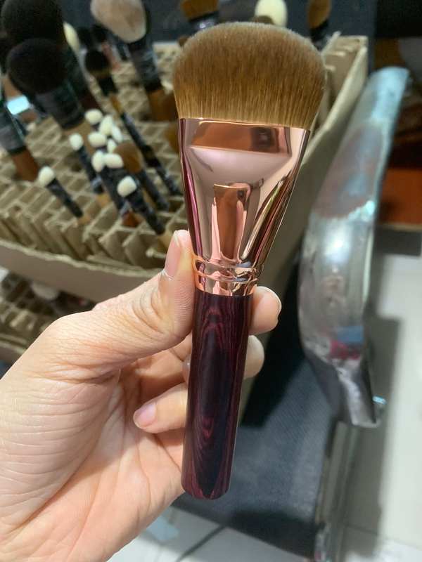 Muzilan Rose Detail Large Thickened Version Butter Knife Facial Foundation Brush Cream Body Liquid Brush