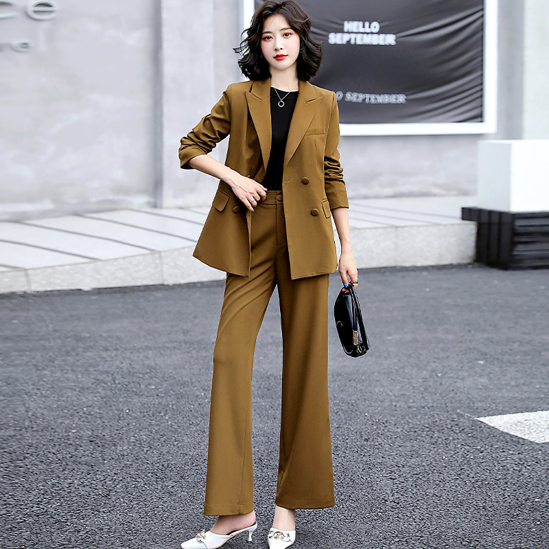 Set women in 2021 autumn new suit Korean version of the wear of light cool wind Young Yang send two sets of early autumn