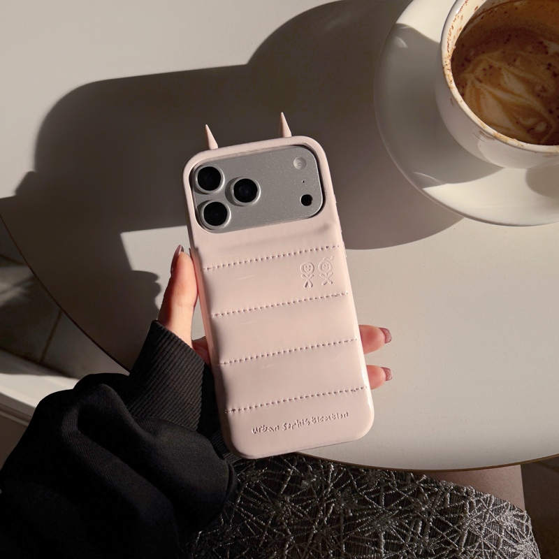 Minimalist Solid Color Devil Horn Leather down Jacket iPhone 17 Pro Max Phone Case Suitable for Apple 16 Pro Full Protection Anti-Drop 15 Premium Feel 14 Pro Stylish 17 Glossy Idol Style