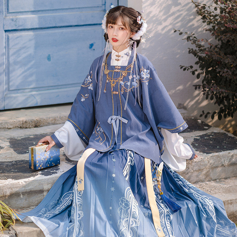 Chi Xia:Yuxue Xiangming short shirt pleated skirt three-piece original improved stand-up collar Hanfu women's full set of spring daily