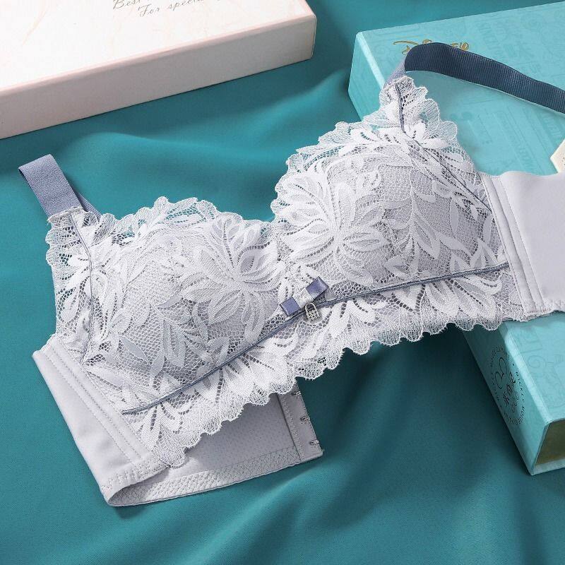 2021 Latex underwear female ultra thin large chest appearance without steel ring bra clustering adjustment type of breast resistance