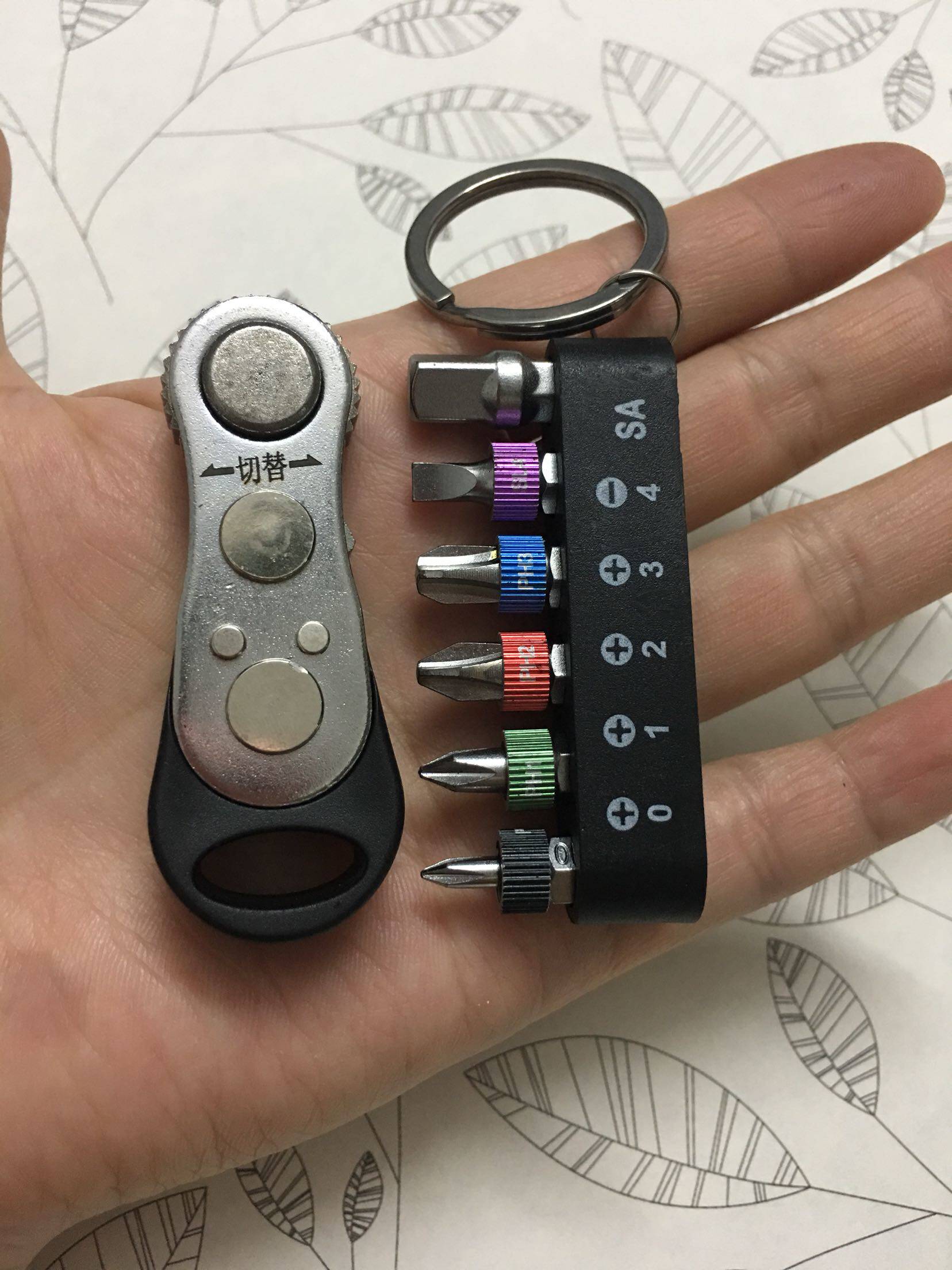 Japan Mini ratchet small wrench Mini small batch head 1 4 inches sleeve wrench sleeve wrench quick screw opener driver