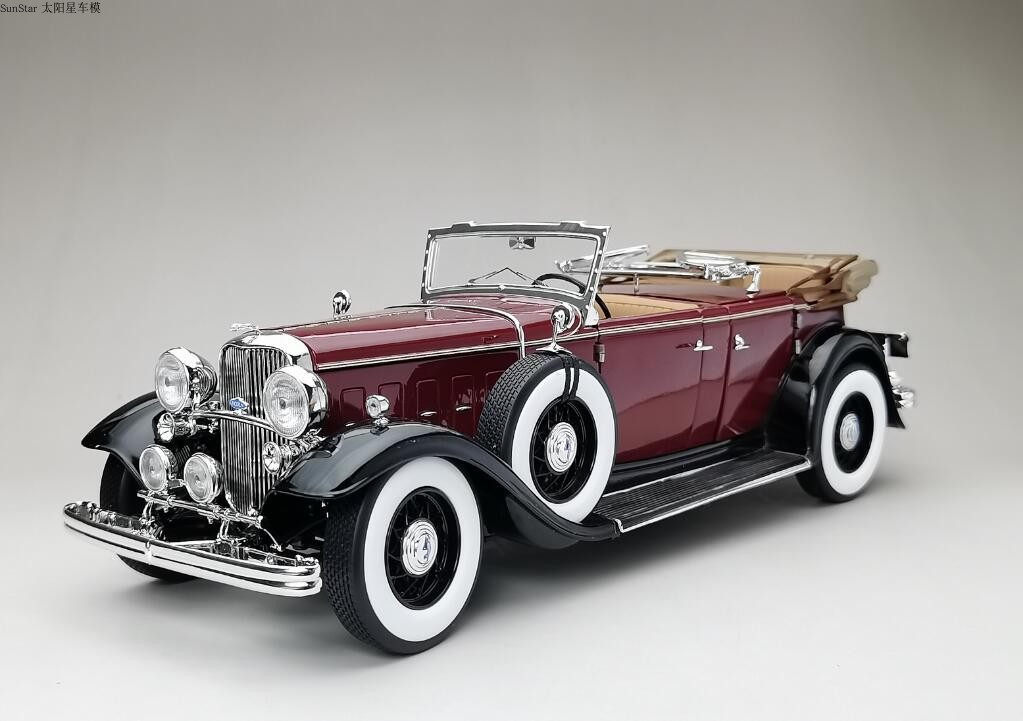 SunStar 1/18 alloy car model 1932 Ford Lincoln vintage car model