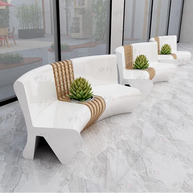 Glass fiber custom arched imitation wood grain seat with green planting flower groove Concave And Convex Grain Mall Opening Lounge Chair Outdoor Chair