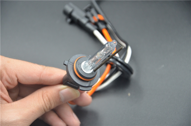 German Aozoom Original Hid Xenon Bulbs for High Beam, Low Beam, and Fog Lights H1H3H7H11D1Sd2H9012