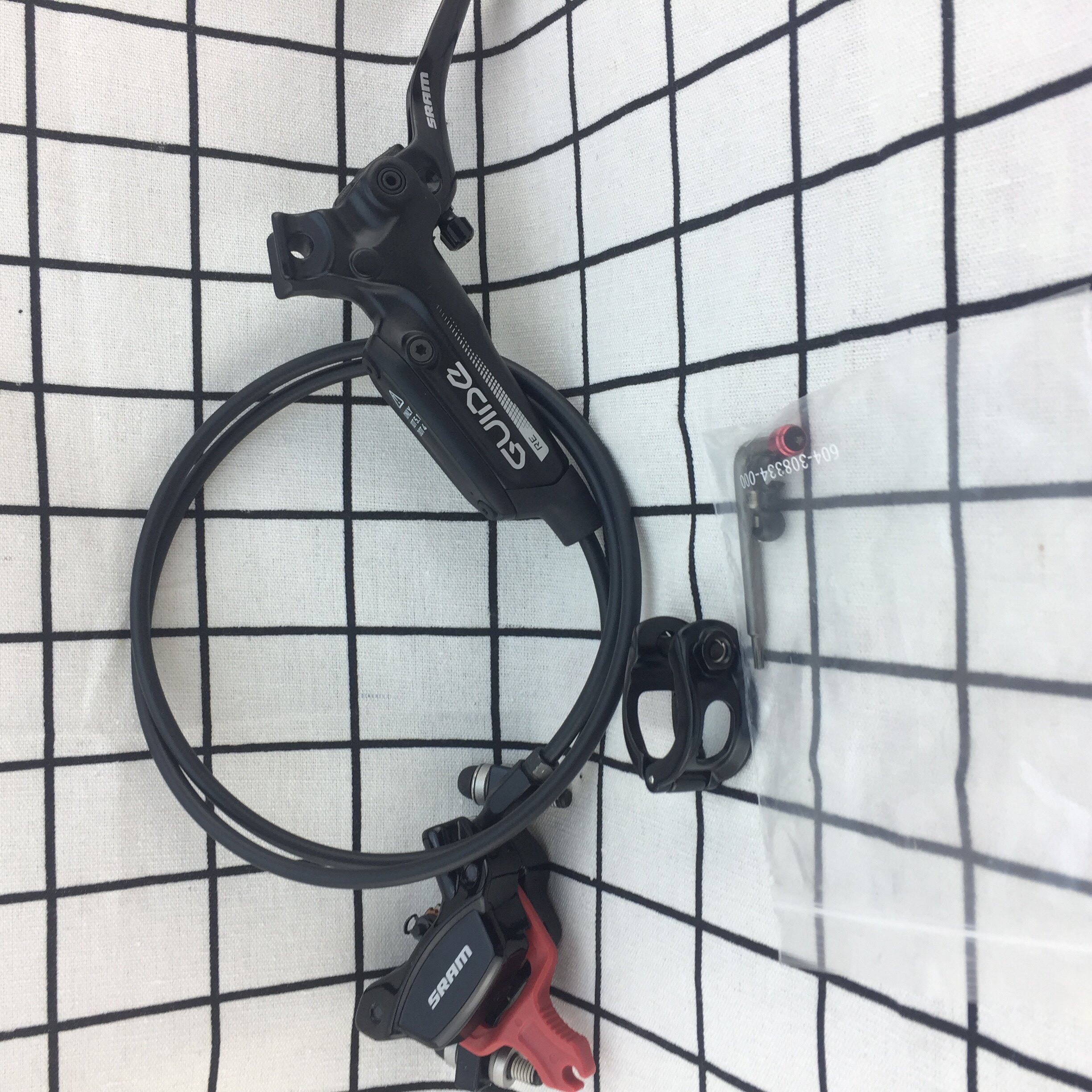 Box new SRAM Speed Link Guide RE four piston oil pressure brake mountain car oil disc