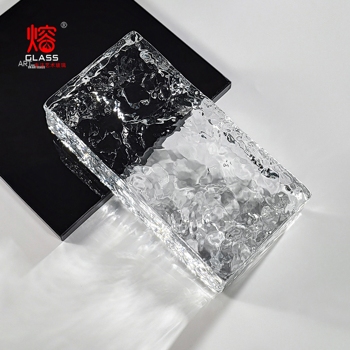 Solid crystal brick hot melt transparent ultra-white glass brick double-sided ice pattern square brick ice brick partition background wall