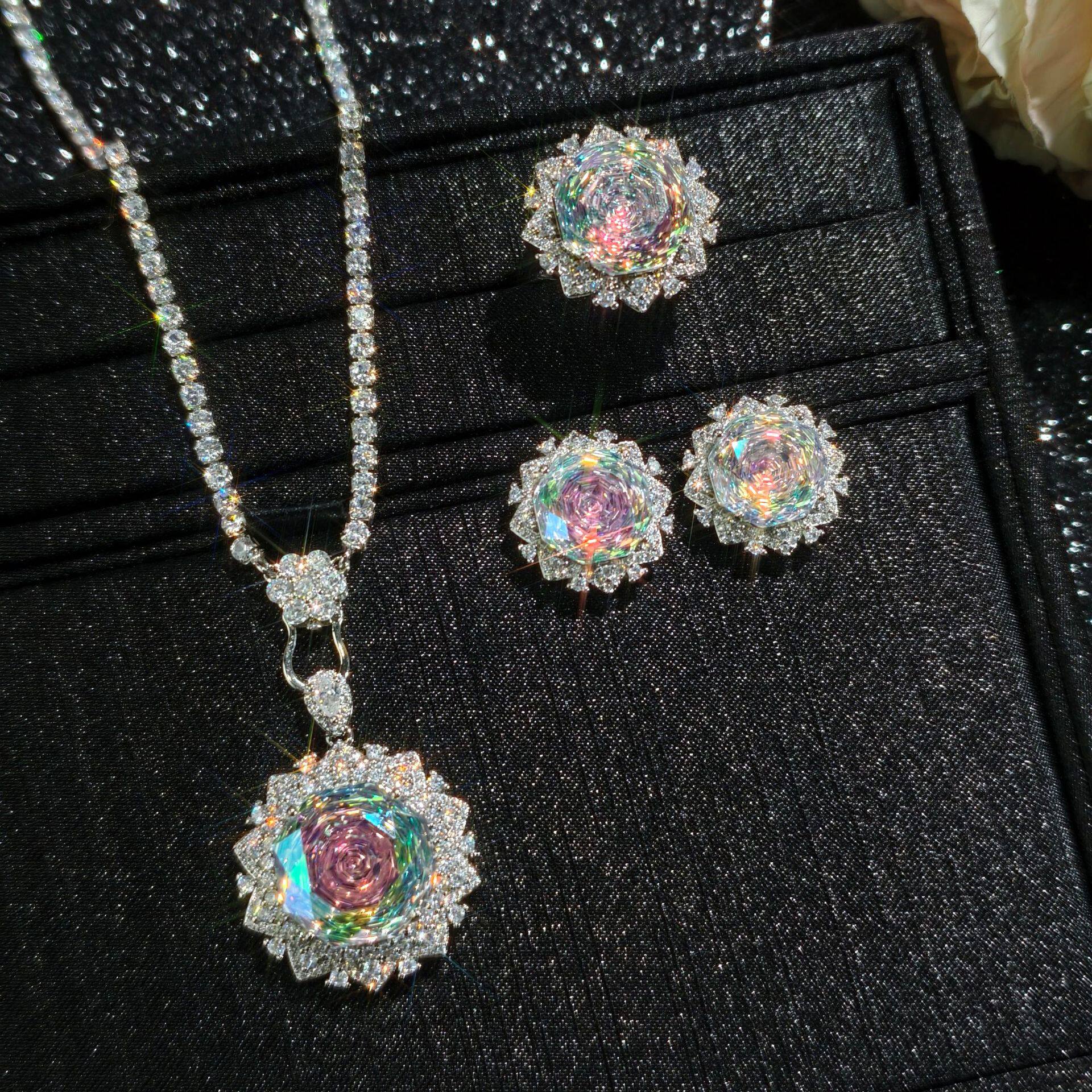Rose cut brilliant three-dimensional flower zircon necklace earrings