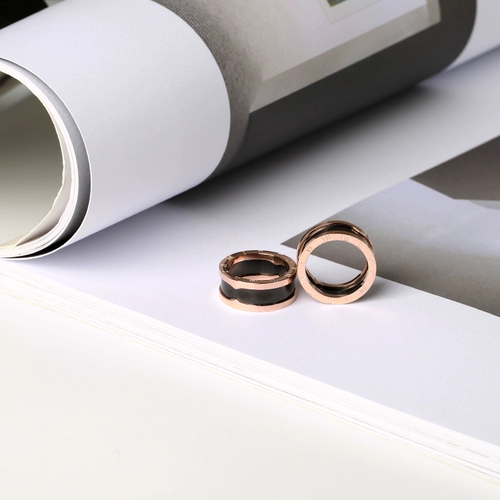 Модное золотое кольцо из нержавеющей стали подходит для мужчин и женщин для влюбленных, аксессуар, в корейском стиле, розовое золото, на указательный палец, простой и элегантный дизайн