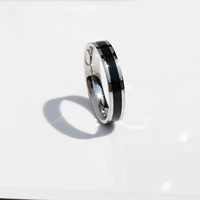 Серебряное черное керамическое кольцо 4#