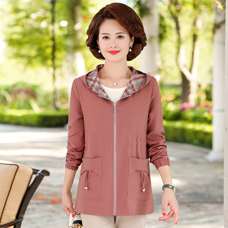 Mother's spring clothing jacket in long version with cap long sleeve wind clothes loose and large 40-year-old 50 middle-aged women's coats slimmer and thinner