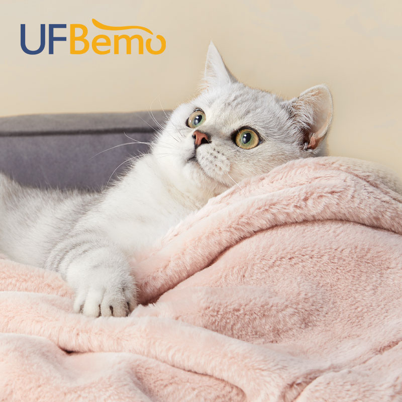 UFBemo pet blanket dog cat autumn and winter thickened flannel blanket deep sleep warm dog quilt cushion