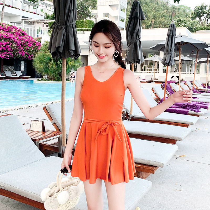 Swimsuit woman covered with slim and conservative dress style Even with a small frescoed student 2021 new ins and wind