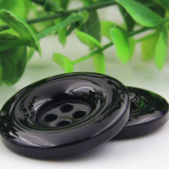 Black Resin Thickened Buttons for Tops, Round Edge Coats, Sweaters, Woolen Clothing Accessories, Jacket Buttons