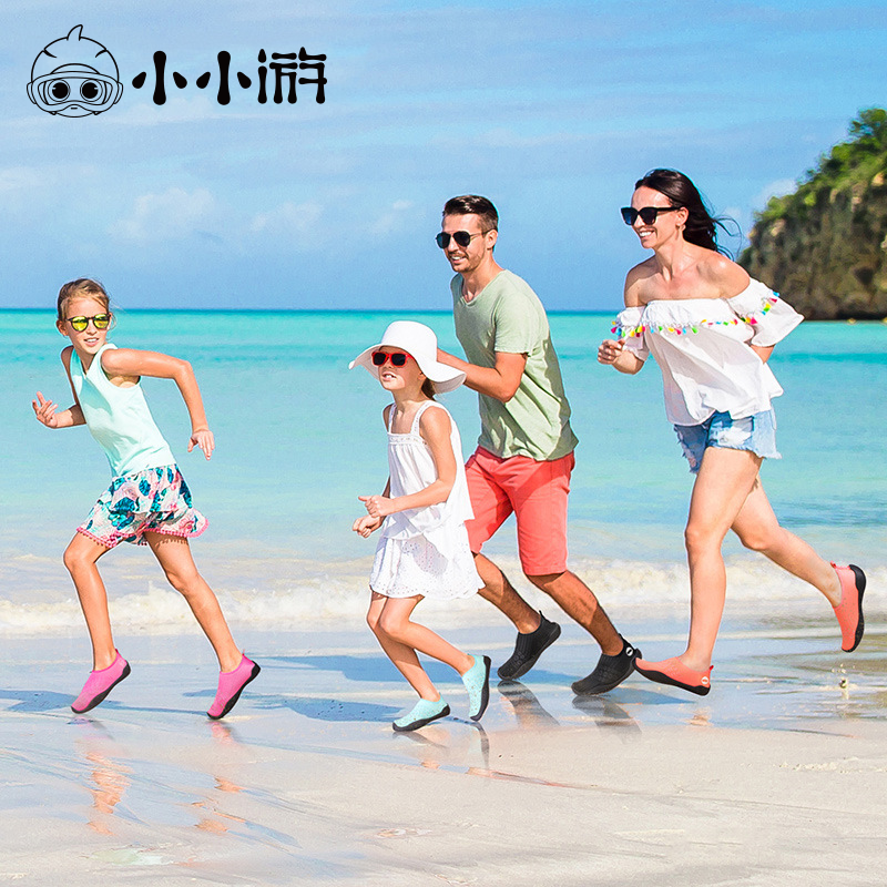 TOSWIM Kids beach shoes female non-slip soft bottom swimming shoes male children anti-mowing sea diving Anadromous water covered water