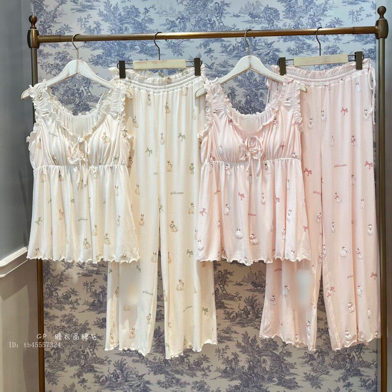Japan Gp Spring and Summer New Soft Modal Pajamas Cute Rabbit Design with Built-In Chest Pads Camisole Home Wear Set