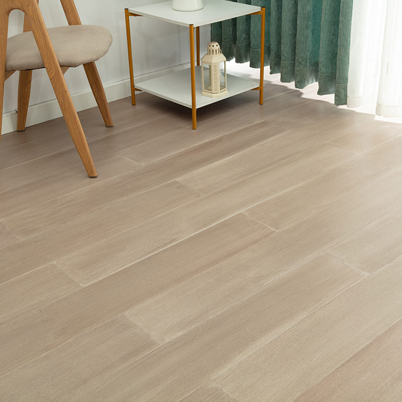 Sample room selection Gliss light luxury Grey gold caravan flowers pear three-layer solid wood wood flooring resistant to geothermal and environmental protection
