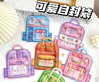 Трехмерный зеленый оранжевый смешанный рюкзак