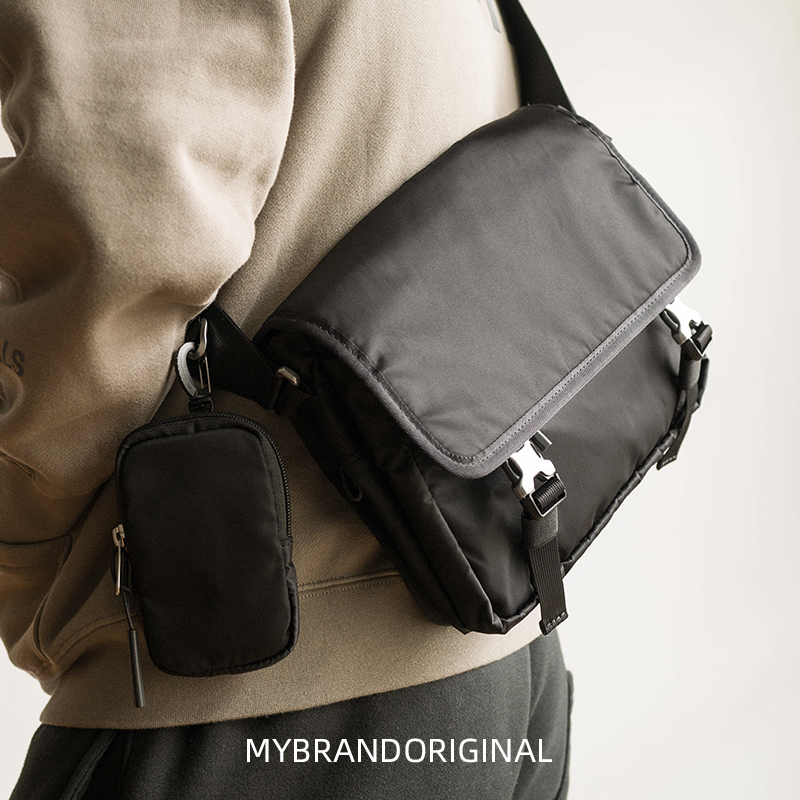 MYBRANDORIGINAL SOUTH KOREA ENVIRONMENTALLY FRIENDLY NYLON IPAD MAILBAG Waterproof Diagonal Satchel Deliver small hanging bag D3054