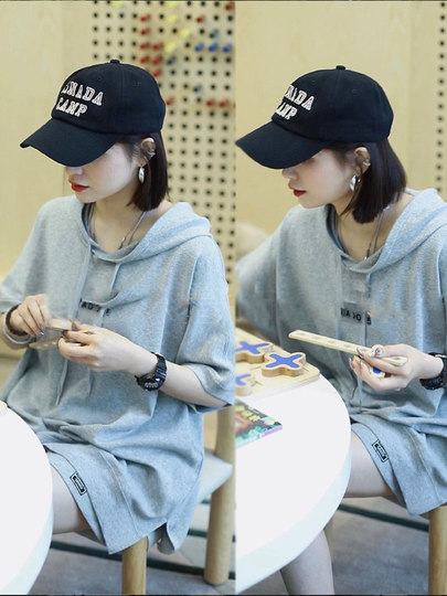 Fashionable Casual Short-Sleeved Suit for Women 2025 Summer New Style Loose Hooded Sportswear Versatile Shorts Two-Piece