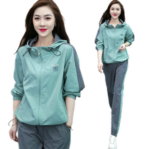 Young Mom Sports Suit 2024 Spring and Autumn New Printed Running Clothing Middle-aged and Old Women Spring and Autumn Jacket Two-piece Set