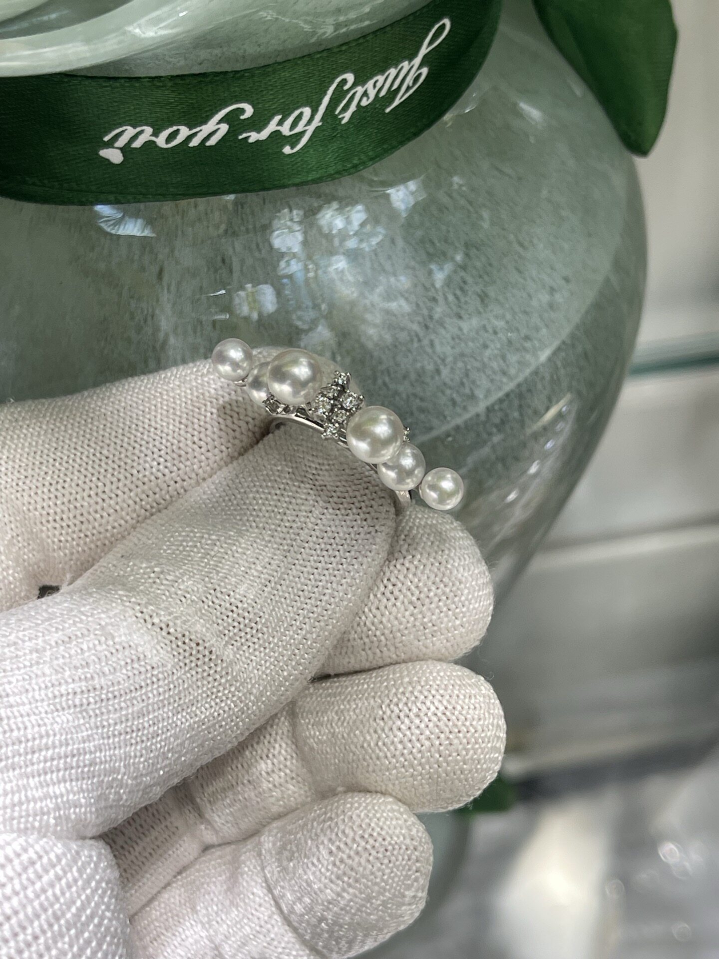 Japanese finished product, chic 4.5 6.5mm seawater akoya multi-bead ring, 18k natural diamond