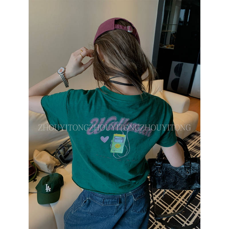 【American Style】Zhou Yitong American-Style Dark Green Regular Shoulder Short-Sleeve T-Shirt for Women, Summer Niche Design Top