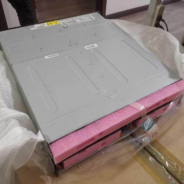 IBM Storwize V5000 (2077-124): 数据存储界的超级英雄，企业级存储新标杆！-磁带机-淘宝好物网