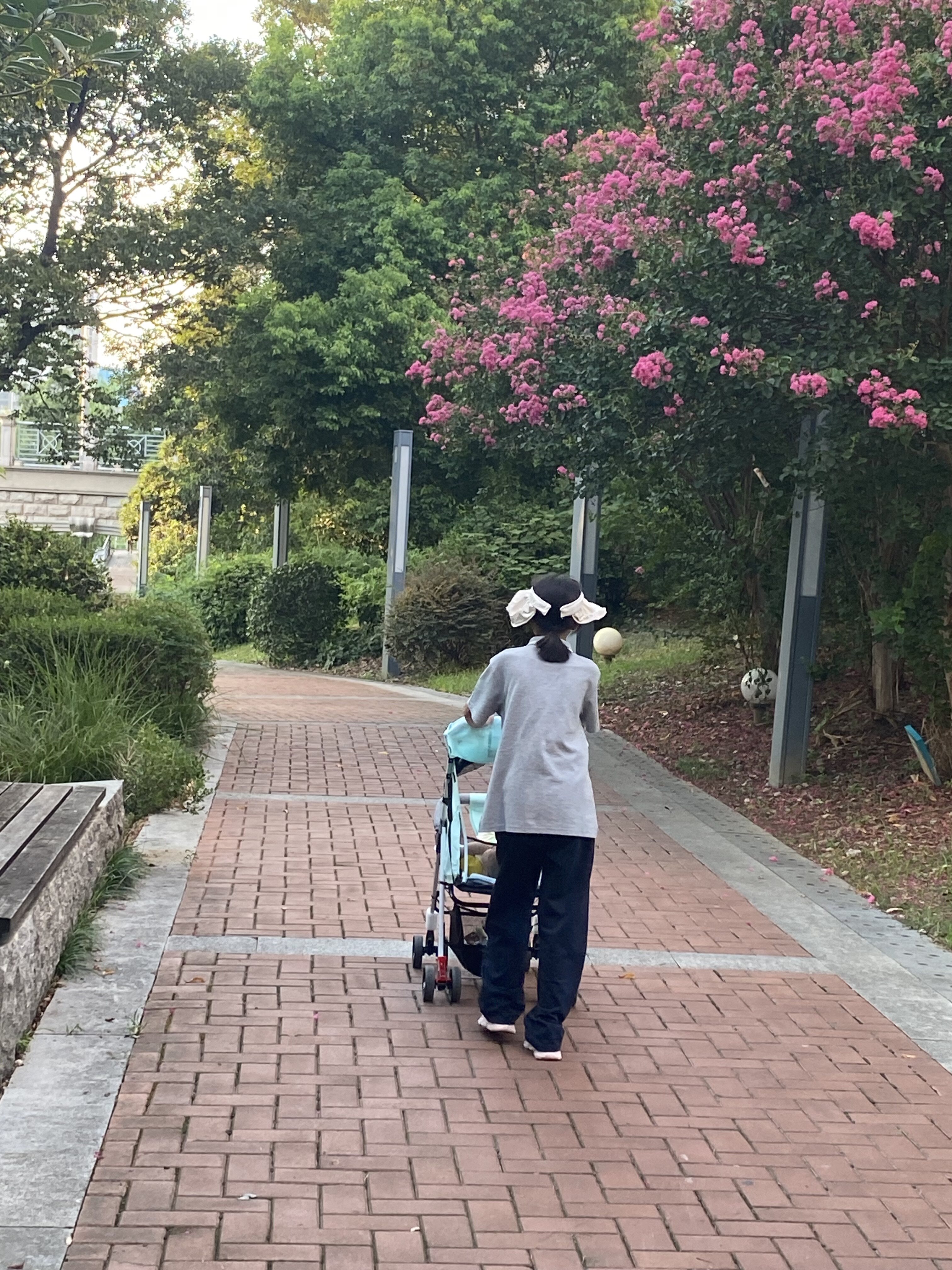 丞妈童装店